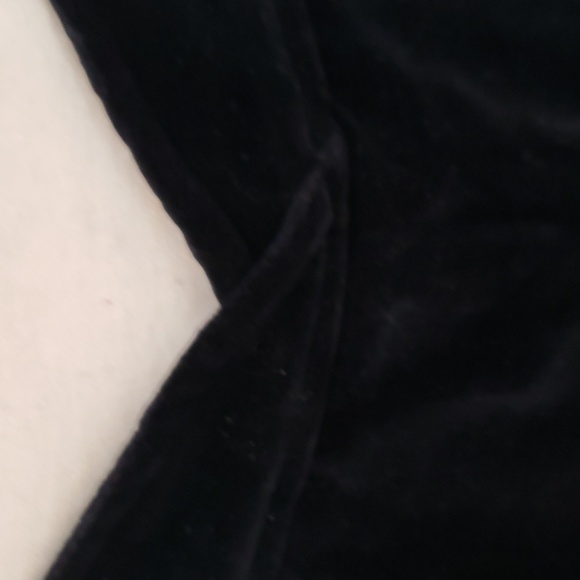 🎄 Vintage Velveteen Outfit - Picture 5 of 15